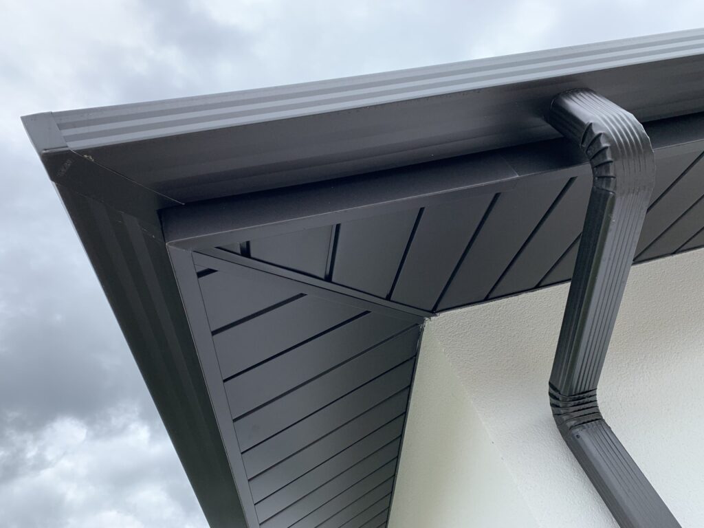 INOA,  la première gouttière aluminium au système d&rsquo;étanchéité intégré
